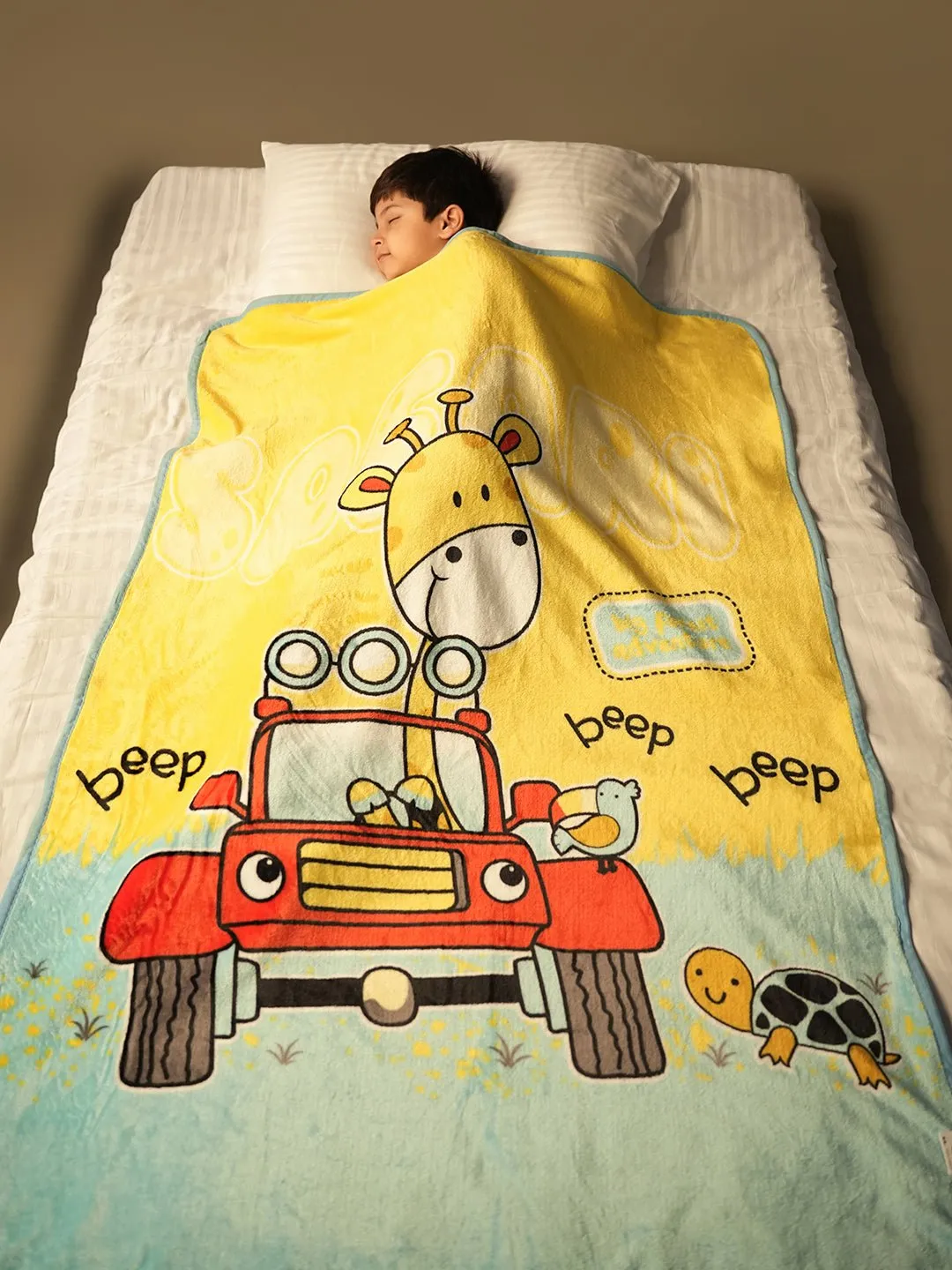 Charming Giraffe Blanket for Boys and Girls, 100 * 140 cm