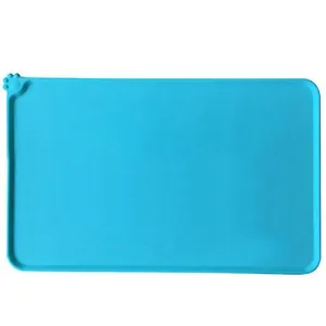 S 47*30cm mint green Pet silicone placemats, waterproof, non-slip and leak-proof placemats for cats and dogs, car pet mats AZ19857